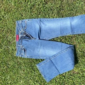 Juniors Levi’s, size 11